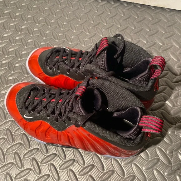 Nike Foamposite One Metallic Red 2023 Retro size shoes